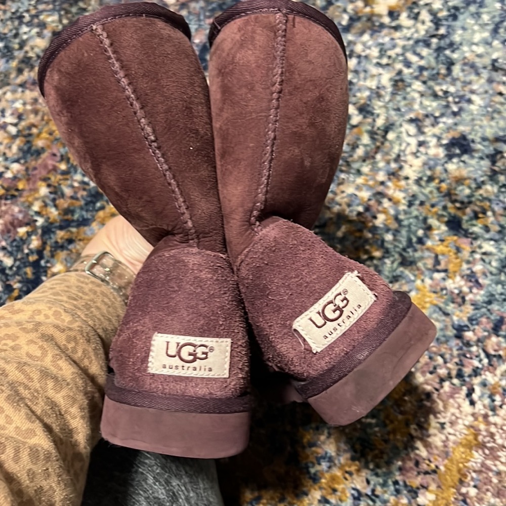 Uggs - image 3
